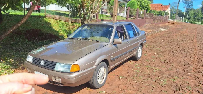Volkswagen Santana Glsi / GLS 1.8/ 2.0 (álcool) 1992
