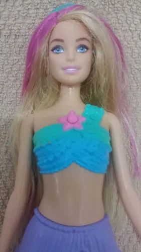 Barbie dreamtopia sereia com luzes cintilante