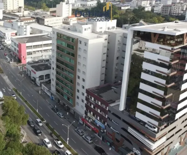 APARTAMENTO AMPLO NO CENTRO DE TUBARÃO - EDIFÍCIO ZANDAVALLE