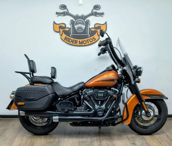 HARLEY-DAVIDSON HERITAGE CLASSIC FLHC/FLHCS 2020 Gasolina