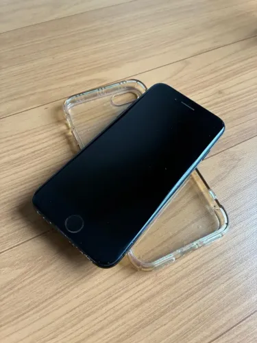 Celular Iphone 7 em ótimo estado 