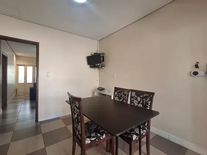 Casa térrea à venda na Vila Industrial 3 dormitórios | 4 vagas e quintal amplo