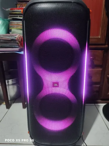 JBL 710 Semi-Nova, Com Documento Tudo OK.