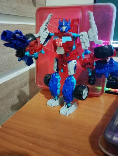 Optimus Prime (Transformers: Construct Bots)