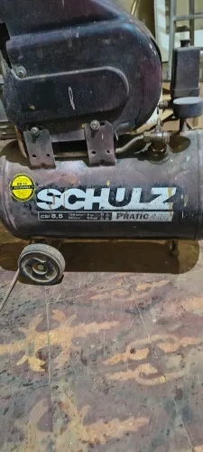 Compressor schuz