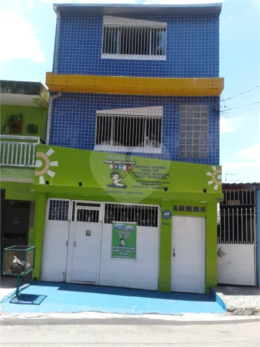 Prédio inteiro à venda em Veloso - SP
