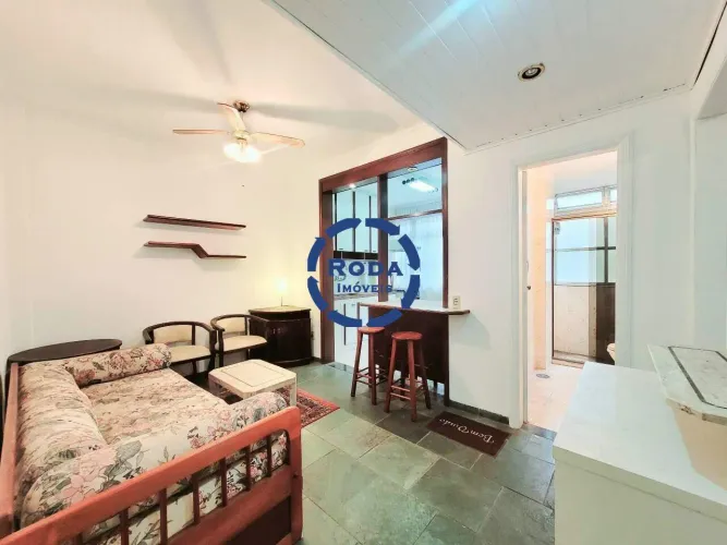 Apartamento mobiliado à venda no Gonzaga, Santos ? 1 dormitório, próximo à praia