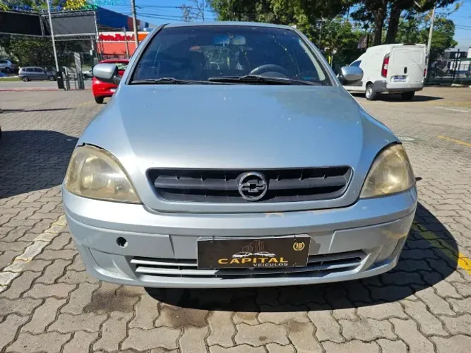 Chevrolet Corsa Hatchback 1.0 MPFI 8V 71cv 5P 2002
