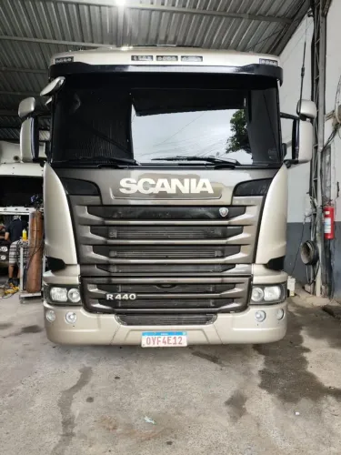 Scania R440