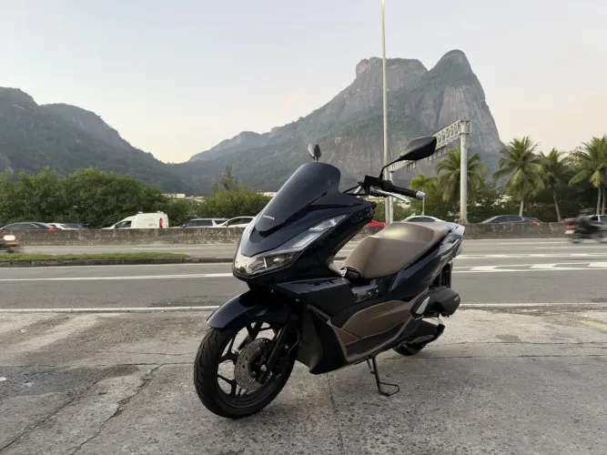 Honda Pcx 160 dlx 2025