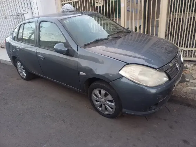 Renault Symbol Privilège Hi-flex 1.6 16V 4P 2013