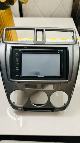 Multimidia Pioneer AVH-278BT- c/ moldura original Honda city 2011