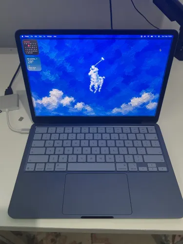 MacBook neo 256GB