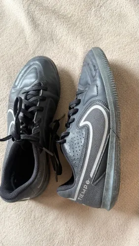 Chuteira Nike tiempo 