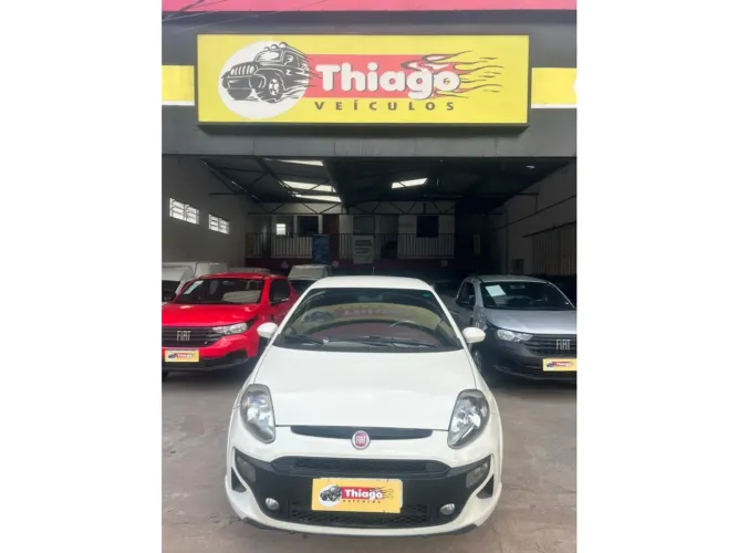 Fiat Punto Blackmotion 1.8 Flex 16V 5P. 2016