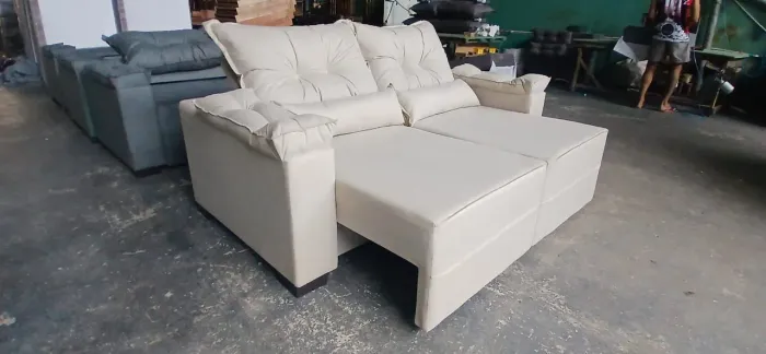 Sofá retratil reclinável luxo 