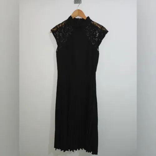 Vestido Midi Plissado Preto Grefit Tam. P