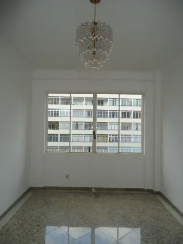 Imóvel para aluguel possui 103 metros quadrados com 2 quartos em Santa Cecília - São Paulo