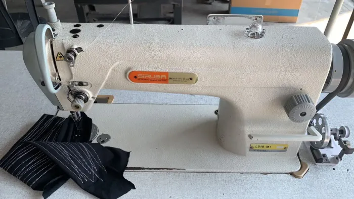 Maquina industrial Siruba