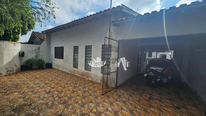 Casa com 4 Quartos à venda, 120 m² por R$ 650.000 - Jardim Mazzei 1 - Londrina/PR