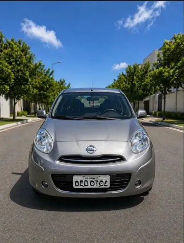 Nissan March S 1.0 16V Flex Fuel 5P 2014