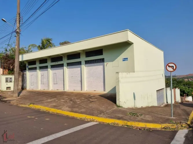 Salão Comercial para Locação em Presidente Prudente, ALVORADA, 2 banheiros, 2 vagas