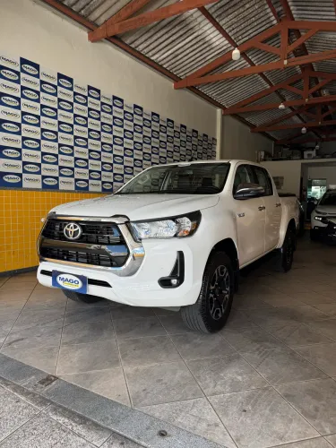 Toyota Hilux CD SRV 4X4 2.8 TDI Diesel Aut. 2024
