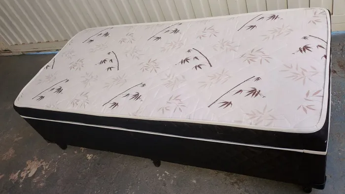 CAMA BOX SOLTEIRO