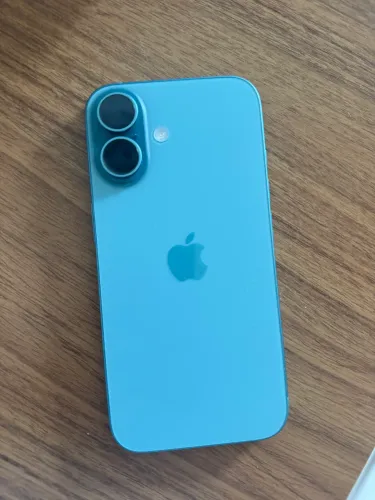 Vendo iPhone 16 / 128 GB