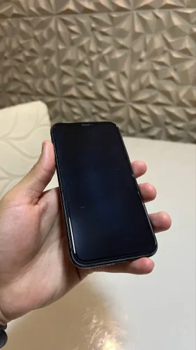 IPHONE 11 64GB