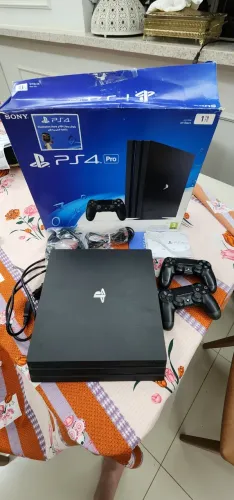 Playstation 4, Pro, 1TB