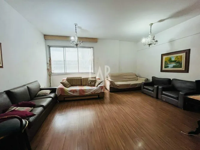 Apartamento residencial de 150 m² com 4 quartos, com vaga no Centro de Belo Horizonte