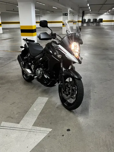 V-Strom 650xt 2019 muito nova