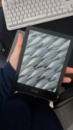 Kindle Paperwhite 11ª Geração (6,8") + Capa Original Amazon - Excelente Estado