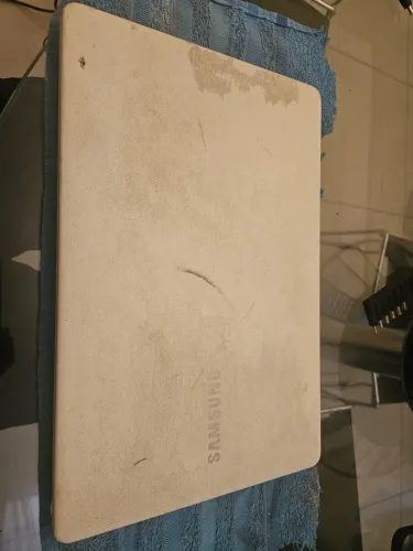 Vendo notbook sansung NP300 E para peças