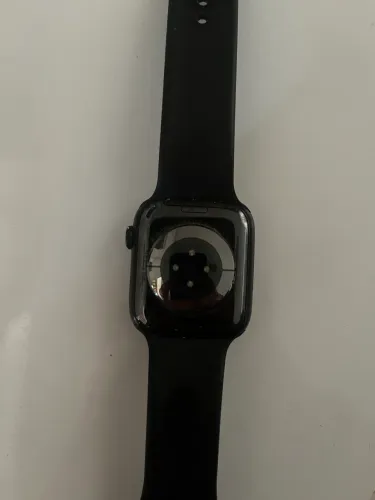 Vende-se Apple Watch Series 8