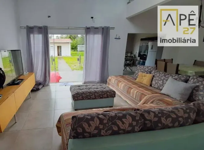 Sobrado à venda, 440 m² por R$ 800.000,00 - Porto Cubatão - Cananéia/SP