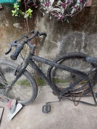 Bicicleta aro 26 sucata