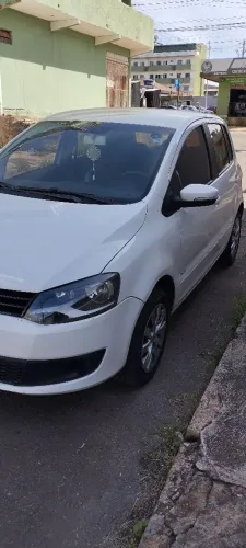 Volkswagen Fox 1.0 MI Total Flex 8V 5P 2013