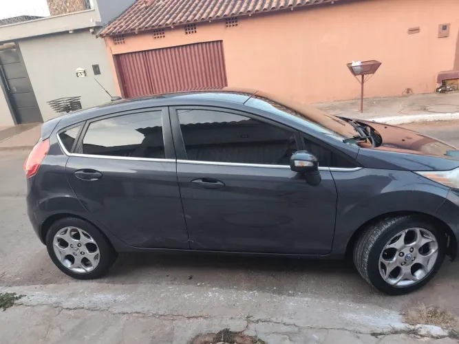 Ford Fiesta SE 1.6 16V Flex 5P 2012