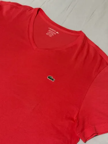 Camisa Lacoste Pima Tam 5 (G) Gola V Importada Original em Perfeito Estado