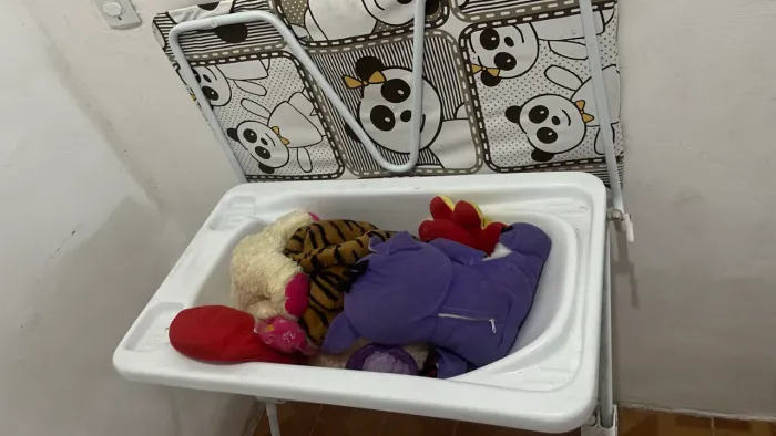 Trocador para bebê com banheira