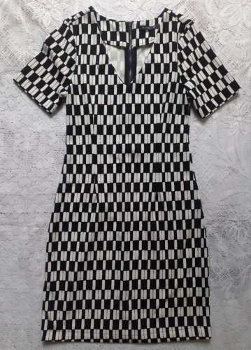 Vestido Geométrico, Renner