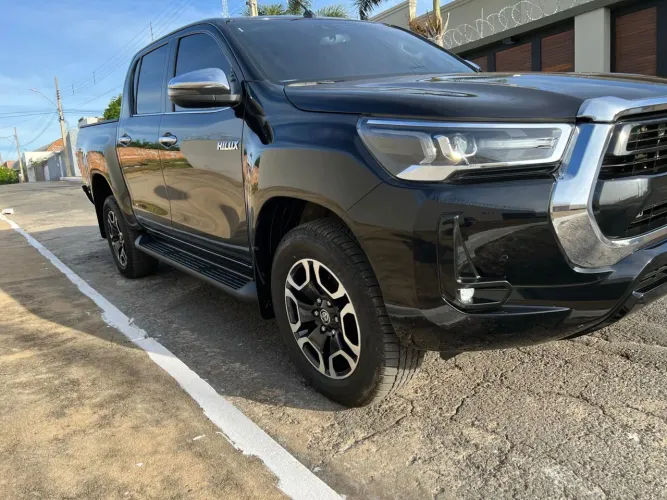 Toyota Hilux CD SRX 4X4 2.8 TDI 16V Diesel Aut. 2021