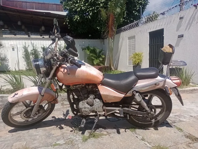 Dafra Kansas 150cc (Troco em Moto ou Carro)