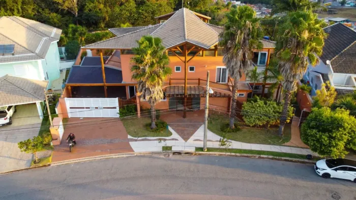 Casa á Venda com 4 suítes no Condominio Portal do Paraíso II em Jundiaí/SP REF: CA64353