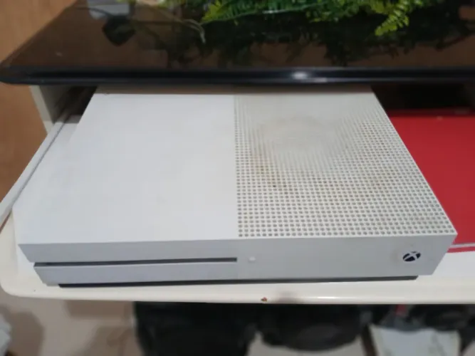 Vendo Xbox one s