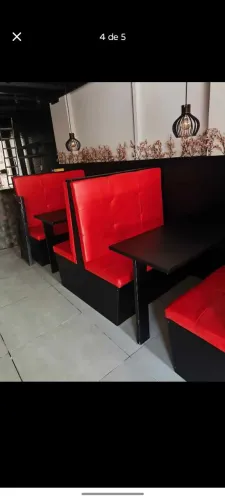 Móveis para restaurantes, padarias e lanchonetes.