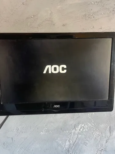 Tv 22 polegadas . Não é smart