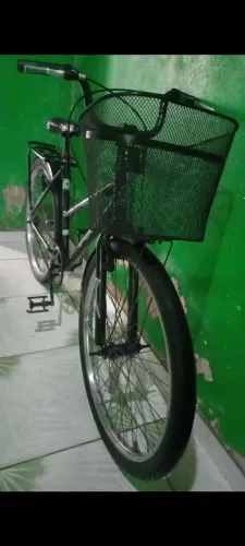 Vendo uma Bicicleta Poty Aro 26 normal Jances Extra Forte 